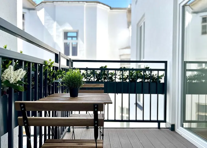 Alon Homes - Premium Center Apartamento Viena