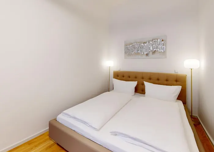 Alon Homes - Premium Center